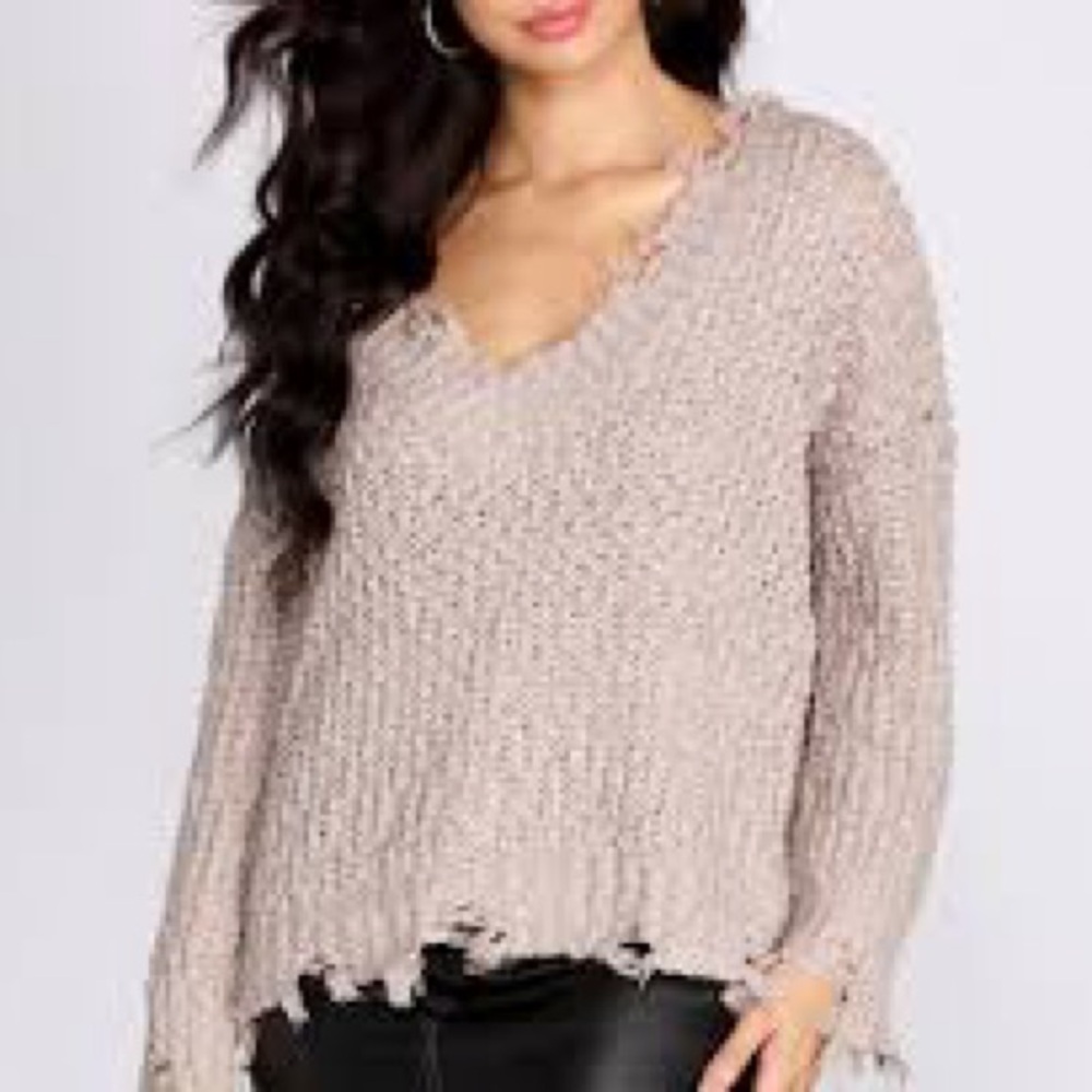 Miracle Women's Chunky V-Neck Sweater in Taupe